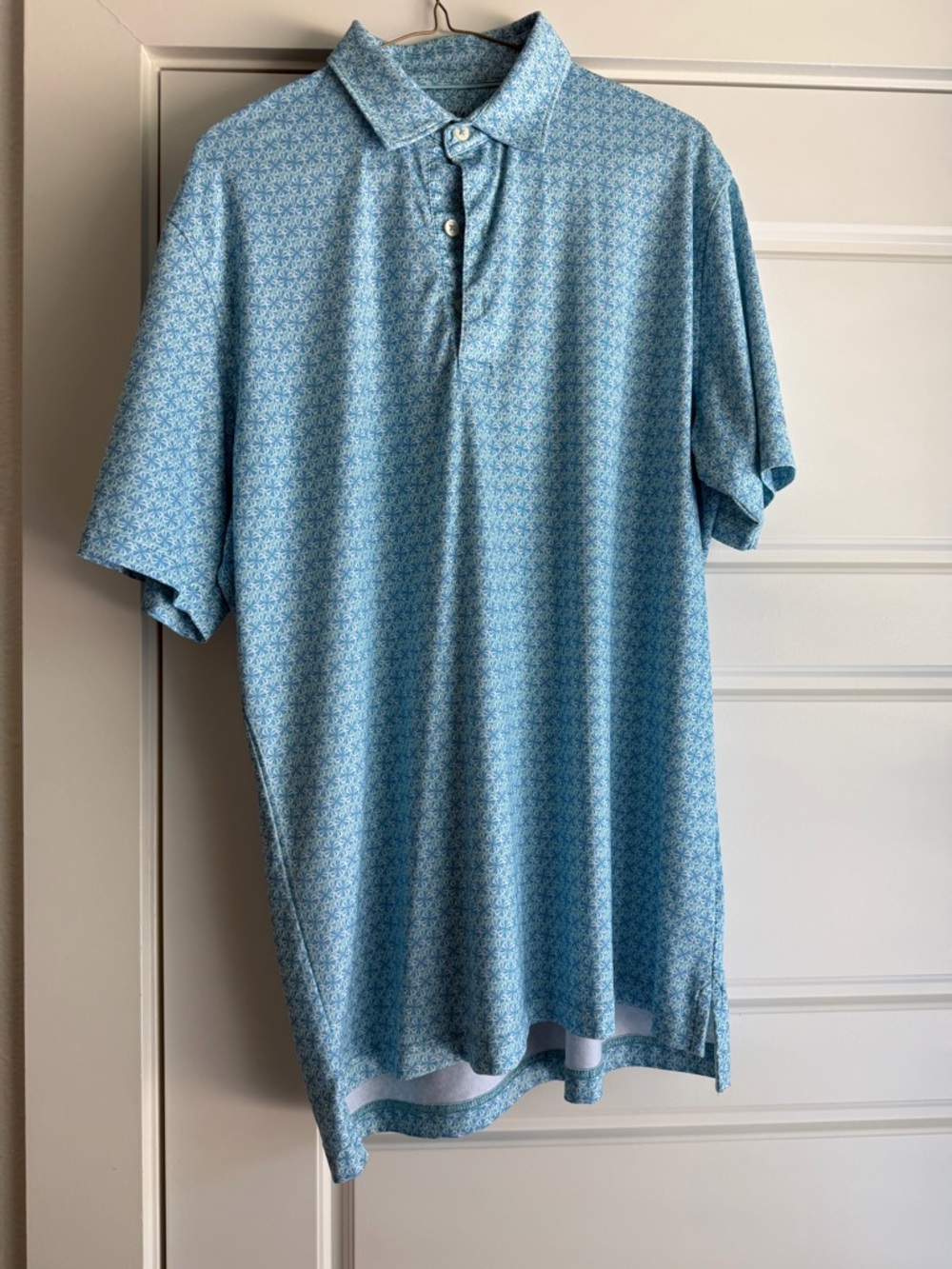 Johnnie-O Light Blue Print Men's Performance Polo Shirt - men’s medium